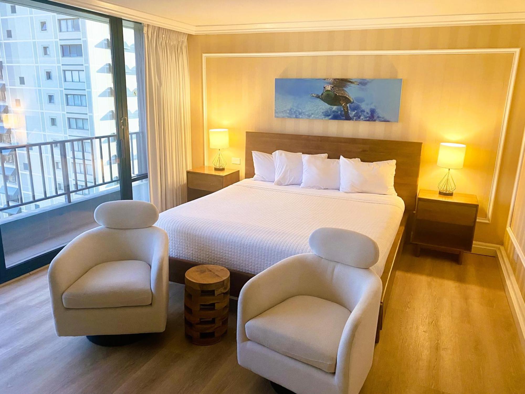 Brooks Vacations 4 Star Wyndham 2003 Waikiki Apartment *